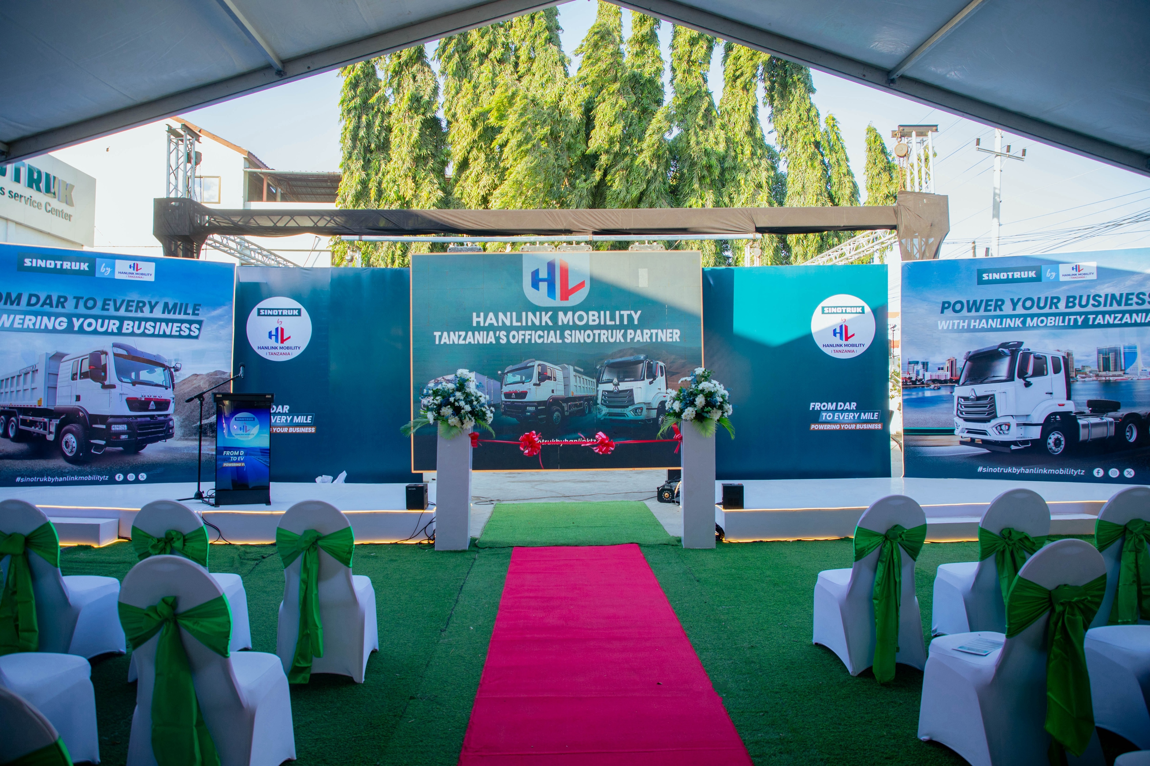 SINOTRUK Hosts Light-Duty Truck Product Showcase in Tanzania
